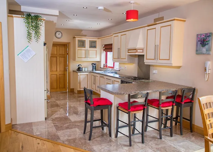 Beechwood Cill Airne